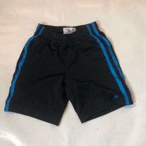 Old Navy boys small shorts